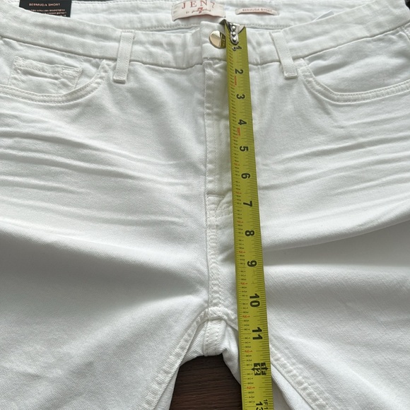 JEN 7 by 7 for All Mankind NWT White Denim Bermuda Shorts. - Picture 13 of 13